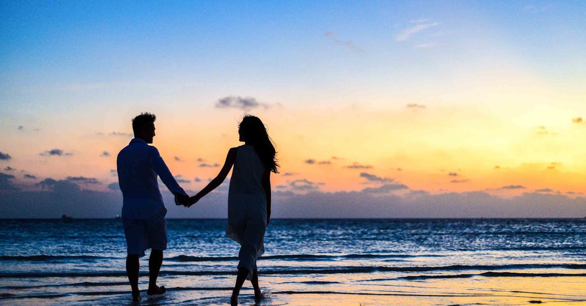 How to Plan the Perfect Romantic Trip on a Budget - Siyona Raina
