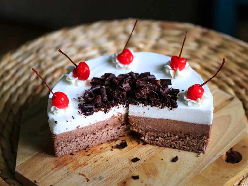 Cake Land Profile Picture