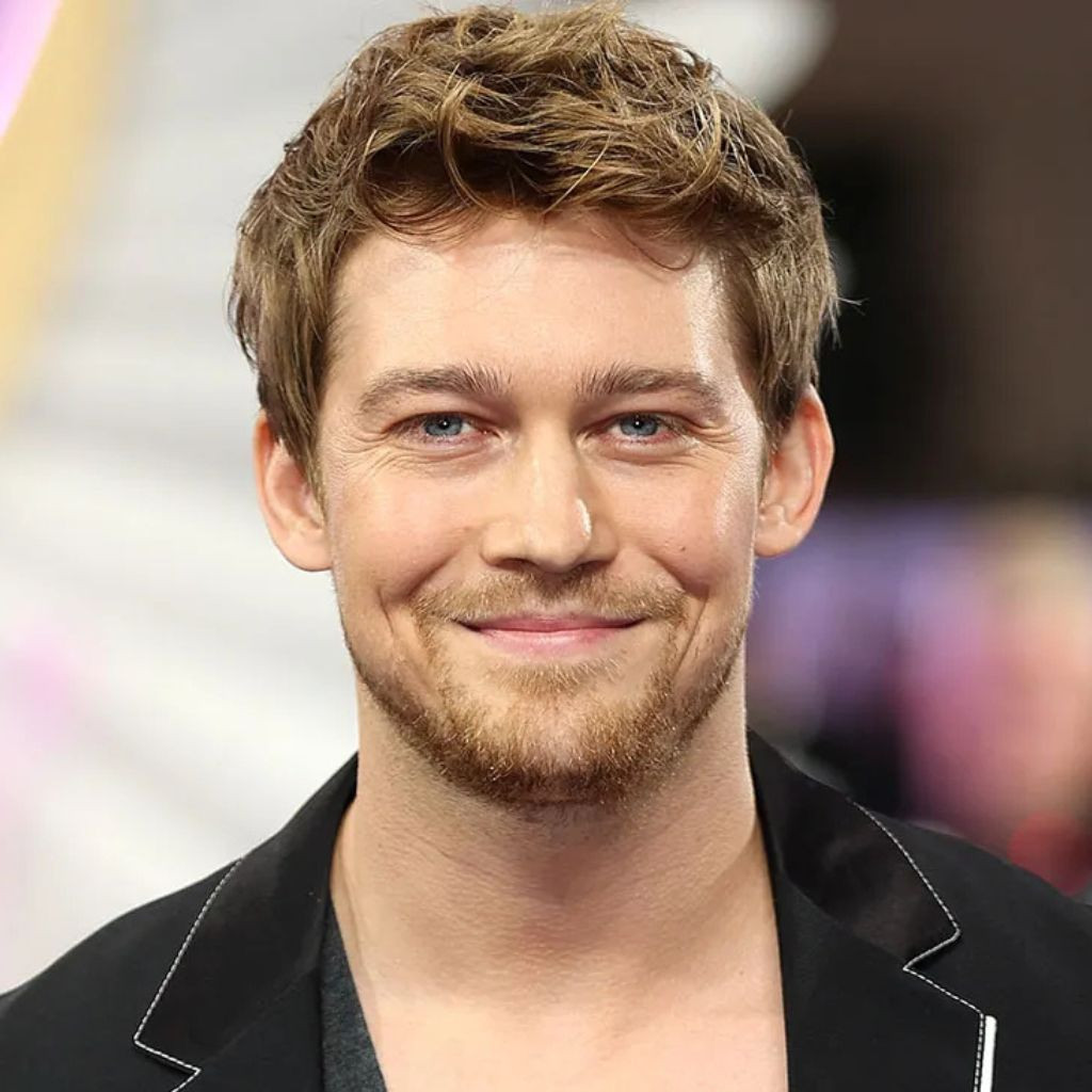 Joe Alwyn Profile Picture