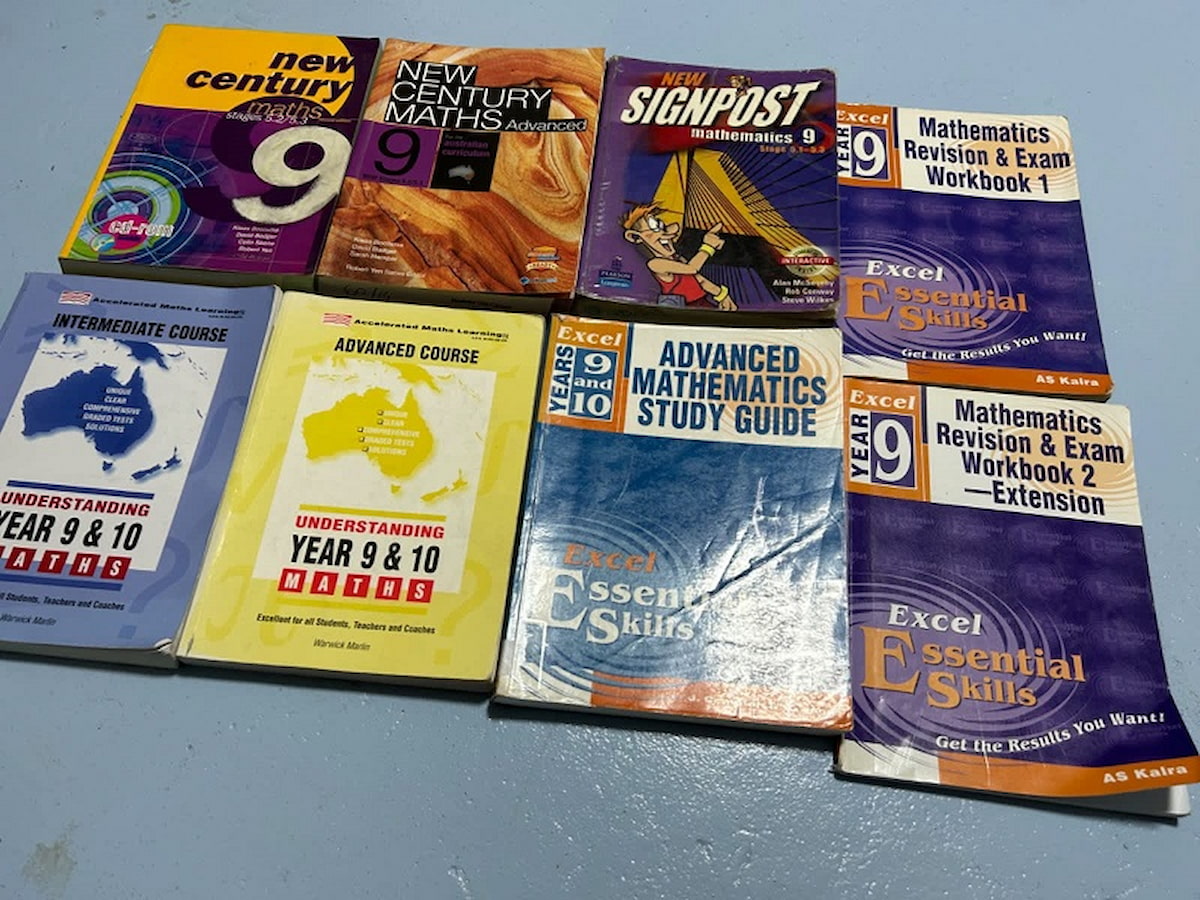 Mastering Year 10 Mathematics: Choosing the Best Textbook for Success – globex3