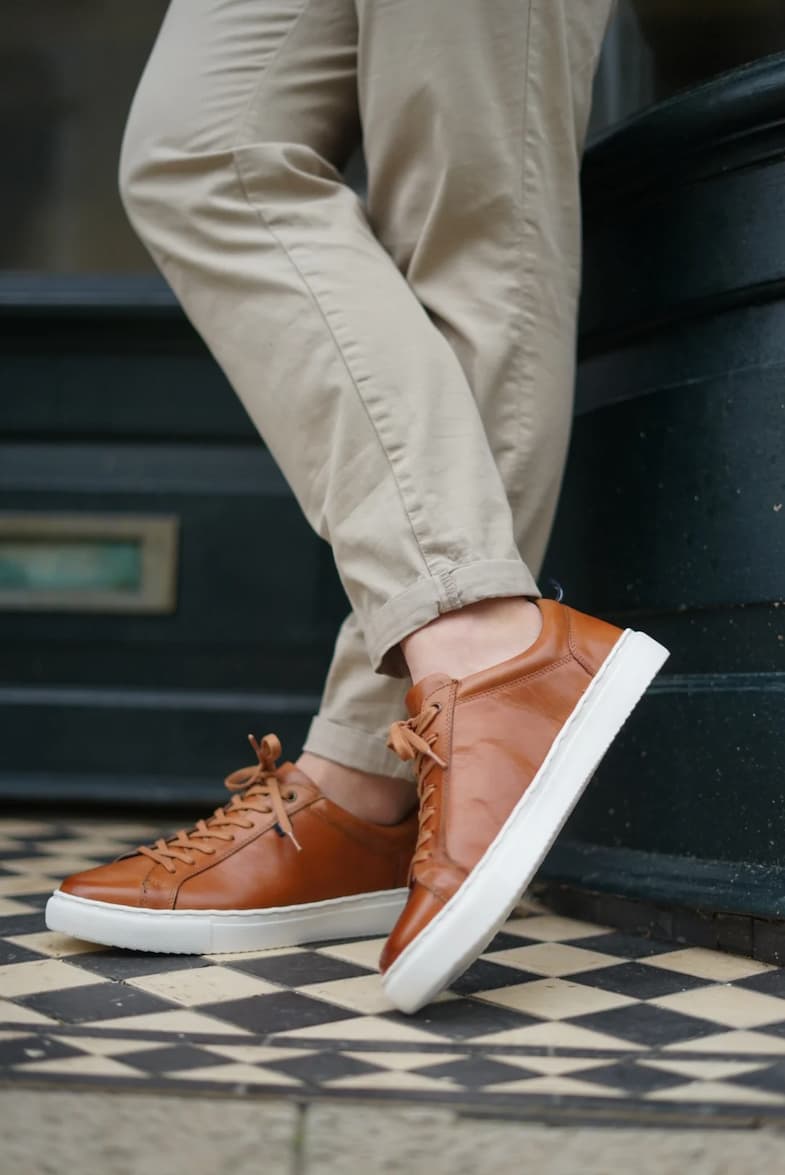 From Office to Weekend: The Versatility of Men’s Tan Leather Shoes | WordYrazzii