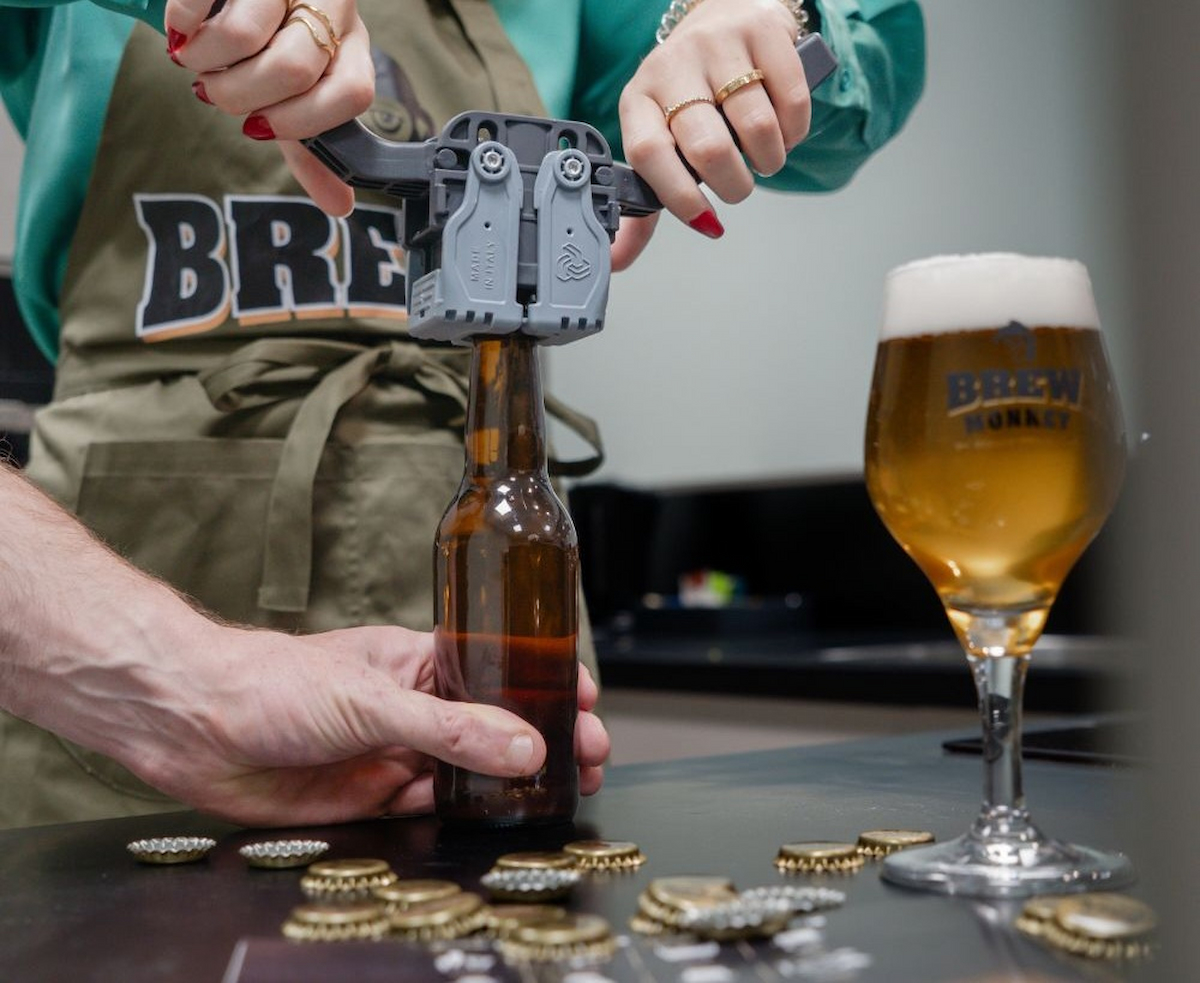 The Complete Homebrewing Guide: Must-Have Gear to Brew Your Best Beer – Life Essentials