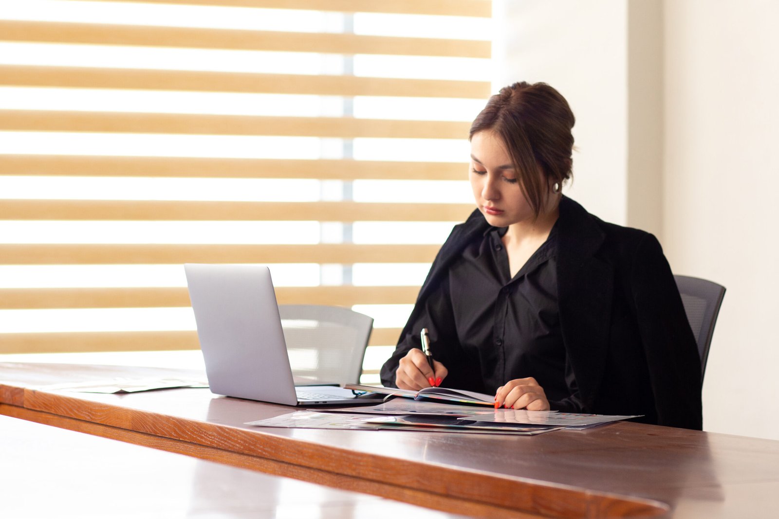 Electronic & Remote Online Notarisation | White Horse